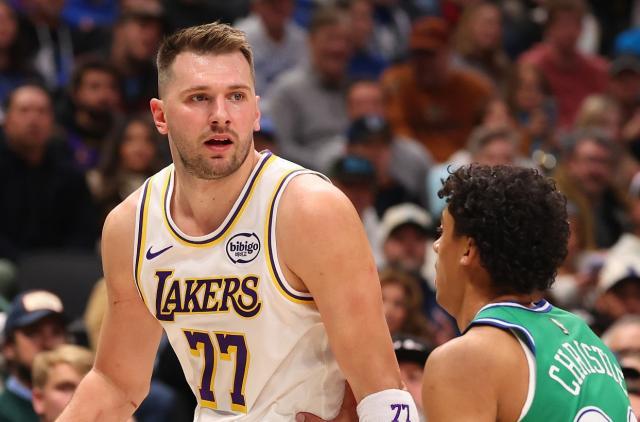 开云体育-4胜0负不败！东契奇战独行侠狠辣不留情创两大神迹